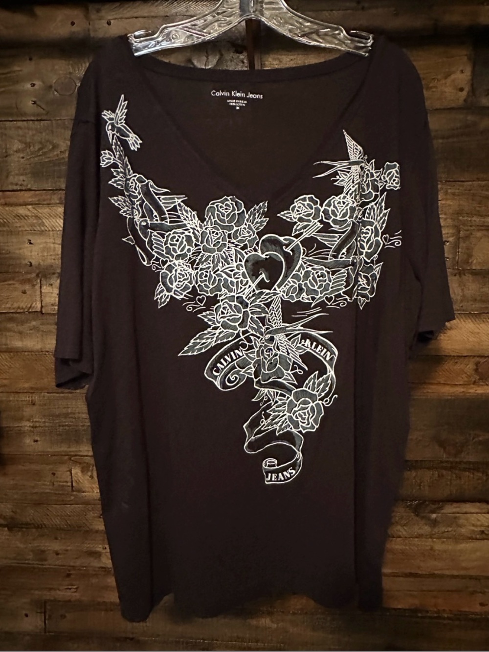 Calvin Klein Jeans Women's Plus Size Tattoo Graphic V-Neck TShirt